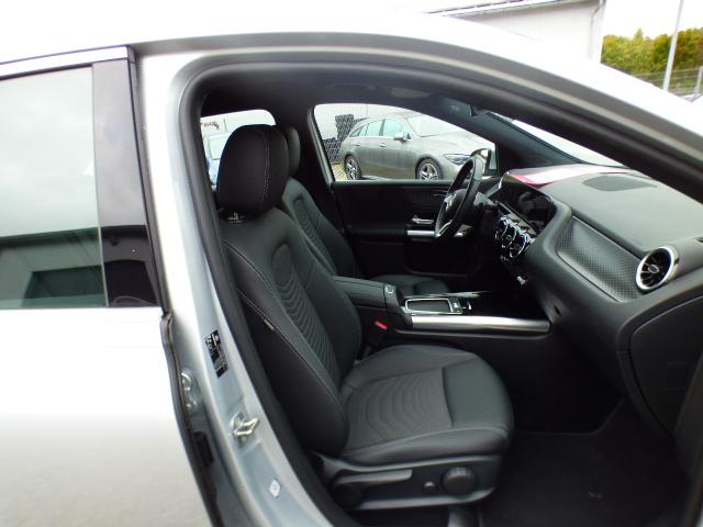 Mercedes-Benz B-Klasse B 180 Progressive Line Advanced Automatik Verkehrszeichen Assist Kamera EASY Pack LED High Performance MBUX 