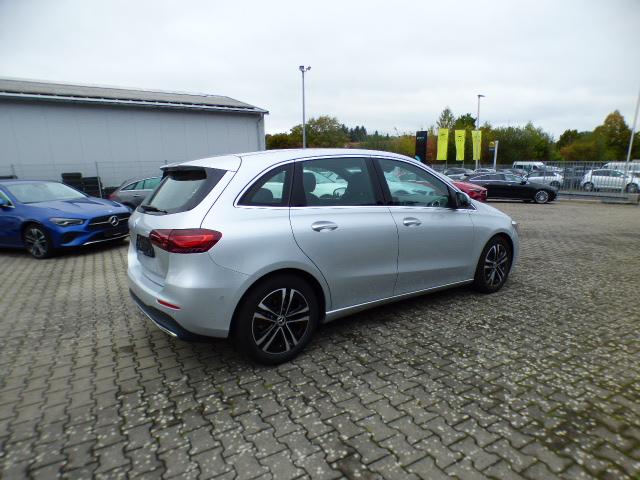 Mercedes-Benz B-Klasse B 180 Progressive Line Advanced Automatik Verkehrszeichen Assist Kamera EASY Pack LED High Performance MBUX 