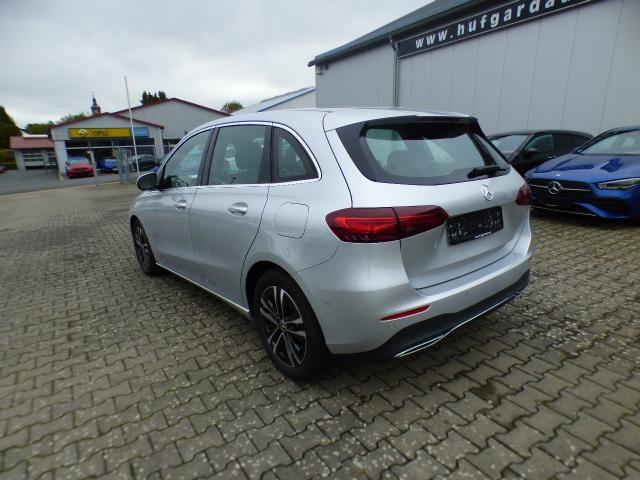 Mercedes-Benz B-Klasse B 180 Progressive Line Advanced Automatik Verkehrszeichen Assist Kamera EASY Pack LED High Performance MBUX 