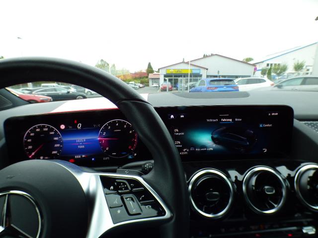 Mercedes-Benz B-Klasse B 180 Progressive Line Advanced Automatik Verkehrszeichen Assist Kamera EASY Pack LED High Performance MBUX 