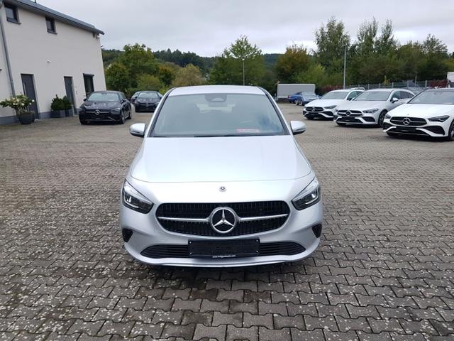 Mercedes-Benz / B-Klasse / / / / 