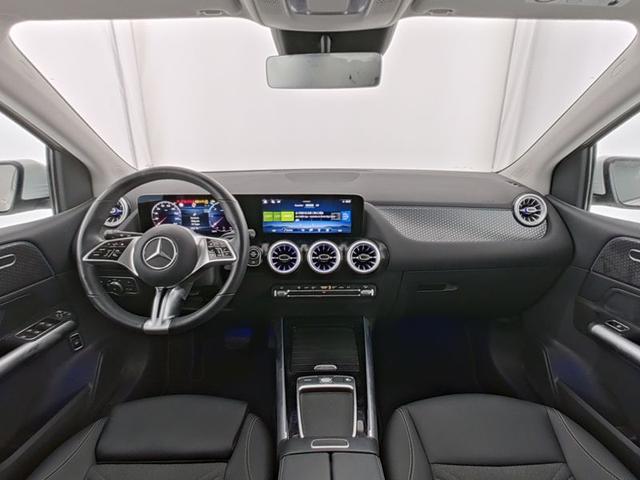 Mercedes-Benz B-Klasse B 200 d Line Advanced Anhängerkupplung Park-Paket 360 Grad Kamera Verkehrszeigen-Assist Winter-Paket Tot-Winkel-Assistent KEYLESS GO Ambientebeleuchtung HANDS FREE LED High Performance Aktiver Lenkassistent Distronic Modeljahr 2025 