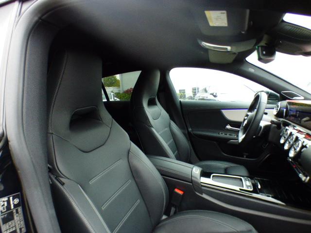 Mercedes-Benz CLA Shooting Brake 180 SB AMG Line Premium Leder-Paket Burmester Sound KEYLESS GO Kamera EASY Pack Ambientebeleuchtung HANDS FREE ACCES Totwinkelassistent Modeljahr 2025 ! 