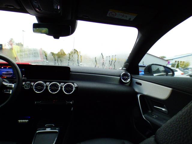 Mercedes-Benz CLA Shooting Brake 180 SB AMG Line Premium Leder-Paket Burmester Sound KEYLESS GO Kamera EASY Pack Ambientebeleuchtung HANDS FREE ACCES Totwinkelassistent Modeljahr 2025 ! 