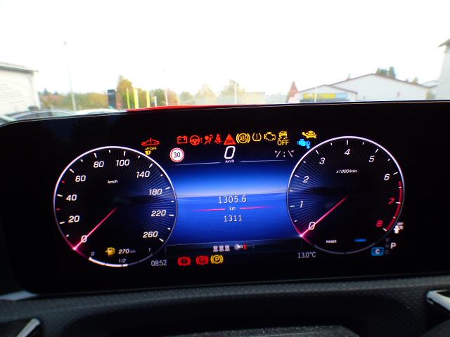 Mercedes-Benz CLA Shooting Brake 200 SB AMG Line Premium Verkehrszeichen Assist Smart Phone Integration Winter Paket Ambientebeleuchtung Keyless GO Totwinkel Assistent Panorama Schiebedach Kamera HANDS FREE ACCES Multibeam LED Modeljahr 2025 