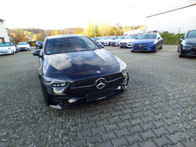 Mercedes-Benz CLA Shooting Brake 200 SB AMG Line Advanced Plus Night Paket Totwinkel Assistent Verkehrszeichen Assist 