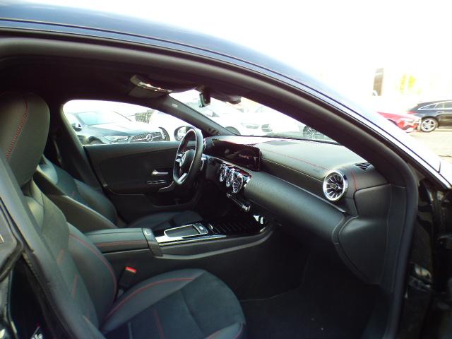 Mercedes-Benz CLA Shooting Brake 200 SB AMG Line Advanced Plus Night Paket Totwinkel Assistent Verkehrszeichen Assist 