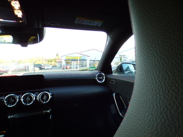 Mercedes-Benz CLA Shooting Brake 200 SB AMG Line Advanced Plus Night Paket Totwinkel Assistent Verkehrszeichen Assist 