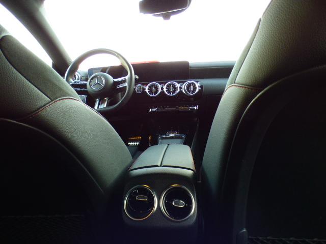 Mercedes-Benz CLA Shooting Brake 200 SB AMG Line Advanced Plus Night Paket Totwinkel Assistent Verkehrszeichen Assist 