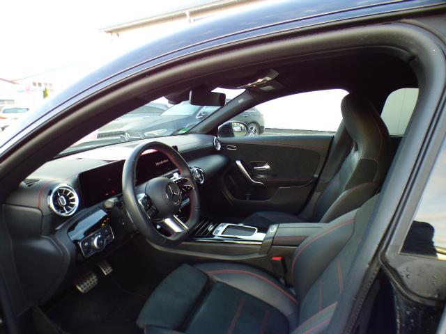 Mercedes-Benz CLA Shooting Brake 200 SB AMG Line Advanced Plus Night Paket Totwinkel Assistent Verkehrszeichen Assist 