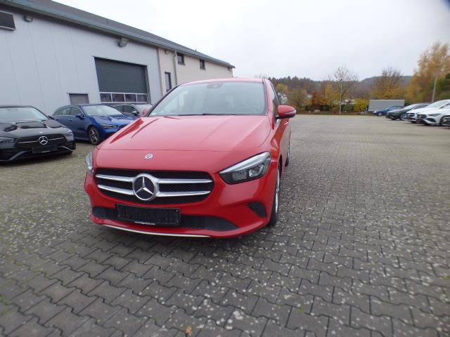 Mercedes-Benz B-Klasse B 200 d Automatik LED Scheinwerfer EASY Pack Media Display Anhängerkupplung 