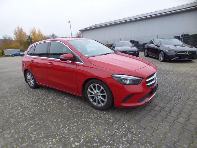Mercedes-Benz B-Klasse B 200 d Automatik LED Scheinwerfer EASY Pack Media Display Anhängerkupplung 