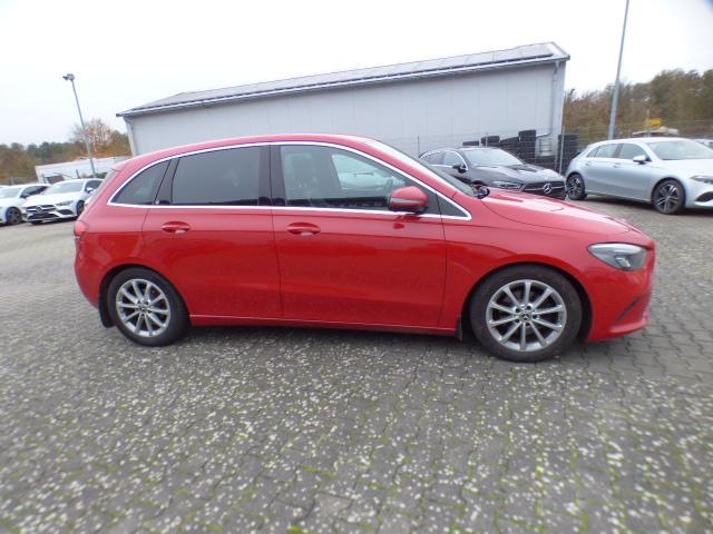 Mercedes-Benz B-Klasse B 200 d Automatik LED Scheinwerfer EASY Pack Media Display Anhängerkupplung 