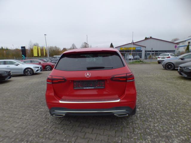 Mercedes-Benz B-Klasse B 200 d Automatik LED Scheinwerfer EASY Pack Media Display Anhängerkupplung 