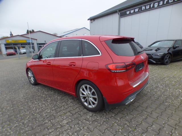 Mercedes-Benz B-Klasse B 200 d Automatik LED Scheinwerfer EASY Pack Media Display Anhängerkupplung 