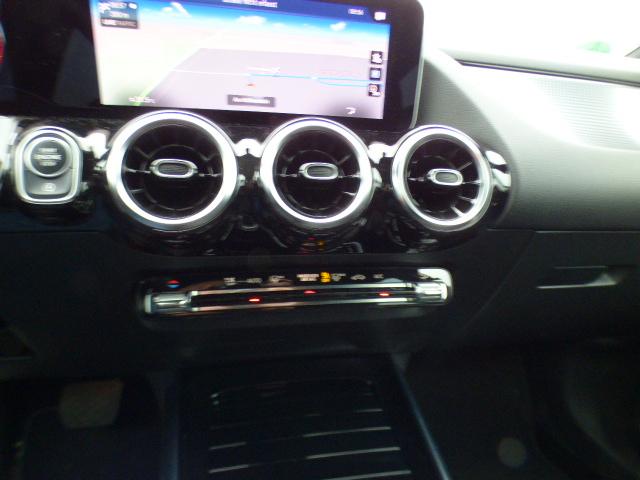 Mercedes-Benz B-Klasse B 200 d Automatik LED Scheinwerfer EASY Pack Media Display Anhängerkupplung 