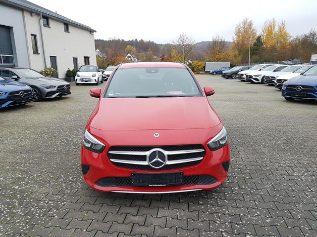 Mercedes-Benz / B-Klasse / / / / 