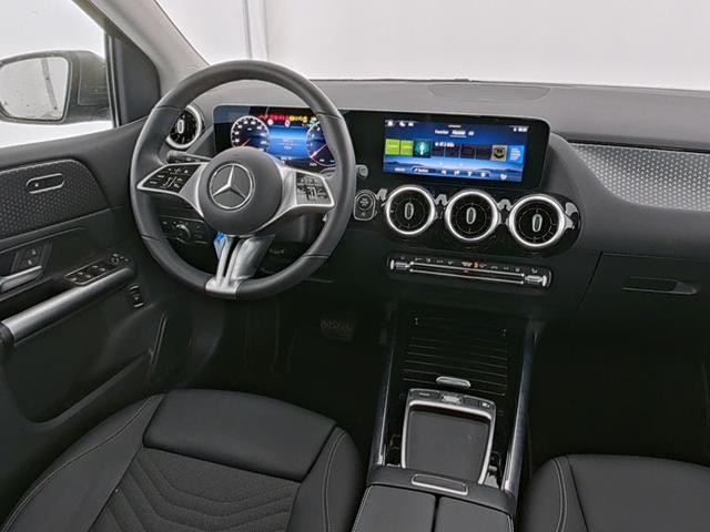 Mercedes-Benz B-Klasse B 180 Progressive Line Advanced Standheizung Anhängerkupplung Totwinkel Assist Verkehrszeichen Smartphine Integration Winterpaket Modeljahr 2025 