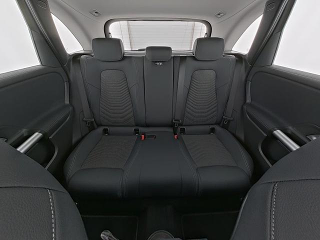 Mercedes-Benz B-Klasse B 180 Progressive Line Advanced Standheizung Anhängerkupplung Totwinkel Assist Verkehrszeichen Smartphine Integration Winterpaket Modeljahr 2025 