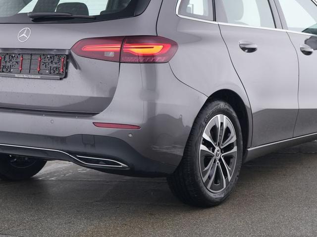 Mercedes-Benz B-Klasse B 180 Progressive Line Advanced Standheizung Anhängerkupplung Totwinkel Assist Verkehrszeichen Smartphine Integration Winterpaket Modeljahr 2025 