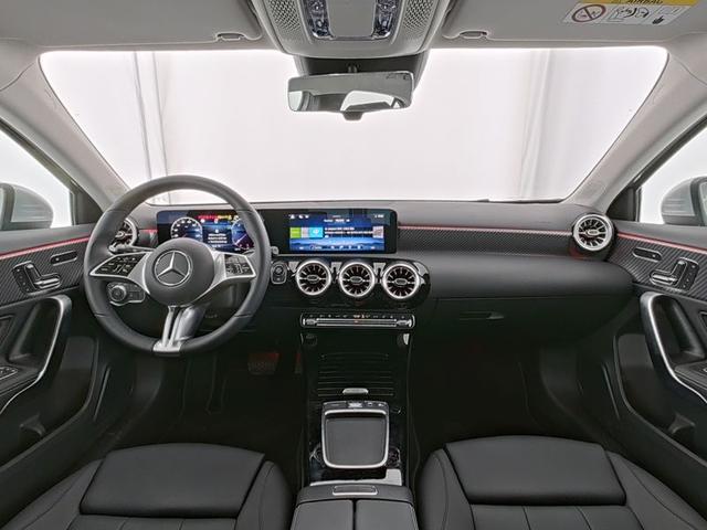 Mercedes-Benz A-Klasse A 200 d Progressive Line Advanced Plus Fahrassistenz Paket Standheizung Anhängerkupplung Adaptives Fahrwerk GUARD 360 Kamera Sidebags im Fond Memory Leder Verkehrszeichenassist Ambiente Keyless Go Winterpaket Modeljahr 2025 Vollausstattung ! 