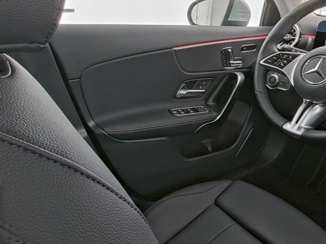 Mercedes-Benz A-Klasse A 200 d Progressive Line Advanced Plus Fahrassistenz Paket Standheizung Anhängerkupplung Adaptives Fahrwerk GUARD 360 Kamera Sidebags im Fond Memory Leder Verkehrszeichenassist Ambiente Keyless Go Winterpaket Modeljahr 2025 Vollausstattung ! 