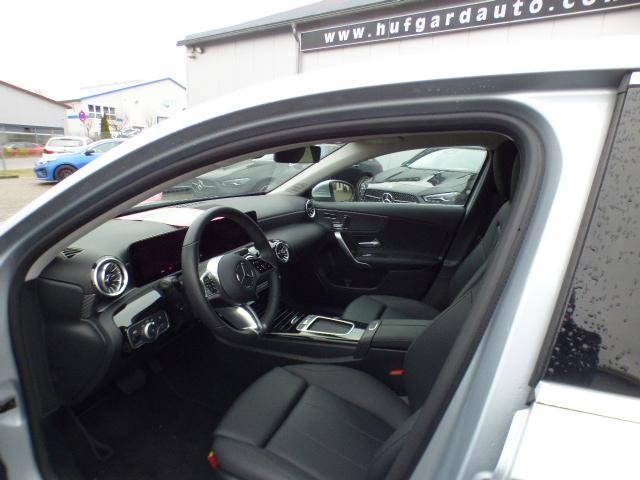 Mercedes-Benz A-Klasse A 200 d Progressive Line Advanced Plus Fahrassistenz Paket Standheizung Anh&auml;ngerkupplung Adaptives Fahrwerk GUARD 360 Kamera Sidebags im Fond Memory Leder Verkehrszeichenassist Ambiente Keyless Go Winterpaket Modeljahr 2025 Vollausstattung ! 