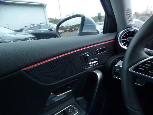 Mercedes-Benz A-Klasse A 200 d Progressive Line Advanced Plus Fahrassistenz Paket Standheizung Anh&auml;ngerkupplung Adaptives Fahrwerk GUARD 360 Kamera Sidebags im Fond Memory Leder Verkehrszeichenassist Ambiente Keyless Go Winterpaket Modeljahr 2025 Vollausstattung ! 