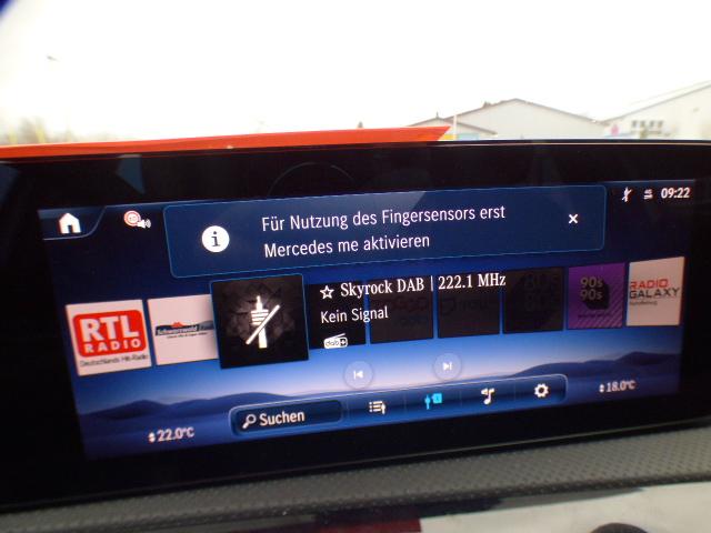 Mercedes-Benz A-Klasse A 200 d Progressive Line Advanced Plus Fahrassistenz Paket Standheizung Anh&auml;ngerkupplung Adaptives Fahrwerk GUARD 360 Kamera Sidebags im Fond Memory Leder Verkehrszeichenassist Ambiente Keyless Go Winterpaket Modeljahr 2025 Vollausstattung ! 