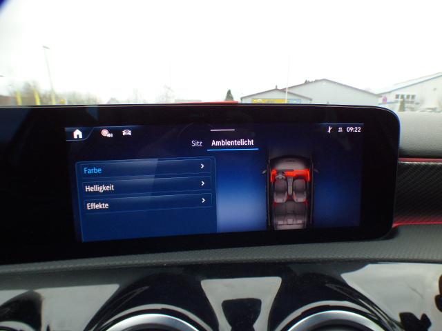 Mercedes-Benz A-Klasse A 200 d Progressive Line Advanced Plus Fahrassistenz Paket Standheizung Anh&auml;ngerkupplung Adaptives Fahrwerk GUARD 360 Kamera Sidebags im Fond Memory Leder Verkehrszeichenassist Ambiente Keyless Go Winterpaket Modeljahr 2025 Vollausstattung ! 