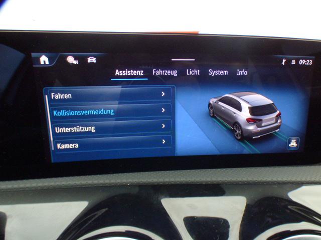 Mercedes-Benz A-Klasse A 200 d Progressive Line Advanced Plus Fahrassistenz Paket Standheizung Anh&auml;ngerkupplung Adaptives Fahrwerk GUARD 360 Kamera Sidebags im Fond Memory Leder Verkehrszeichenassist Ambiente Keyless Go Winterpaket Modeljahr 2025 Vollausstattung ! 