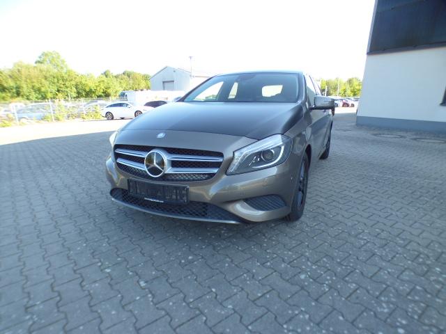 Mercedes-Benz A-Klasse A 180 CDi 7G-DCT Urban 