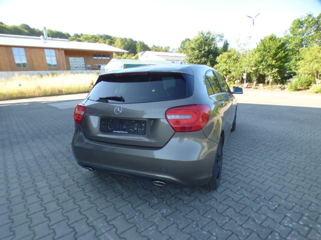 Mercedes-Benz A-Klasse A 180 CDi 7G-DCT Urban 