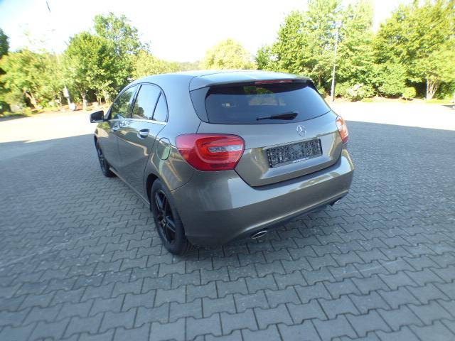 Mercedes-Benz A-Klasse A 180 CDi 7G-DCT Urban 