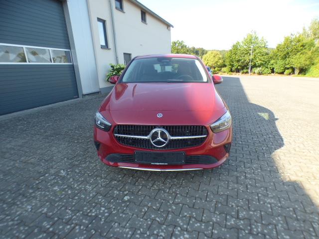Mercedes-Benz B-Klasse B 220 d Progressive Line Advanced Plus Smartphone Integration Winter-Paket R&uuml;ckfahrkamera Navigation Premium Keyless Go Komfort EASY PACK Ambientebeleuchtung HANDS FREE LED Fernlicht-Assistent Fingerabdruck Scanner 