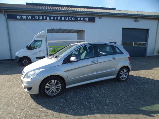 Mercedes-Benz B-Klasse B 180 CDi Automatik sehr wenig Kilometer 