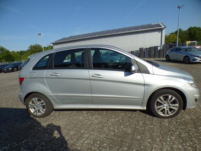 Mercedes-Benz B-Klasse B 180 CDi Automatik sehr wenig Kilometer 
