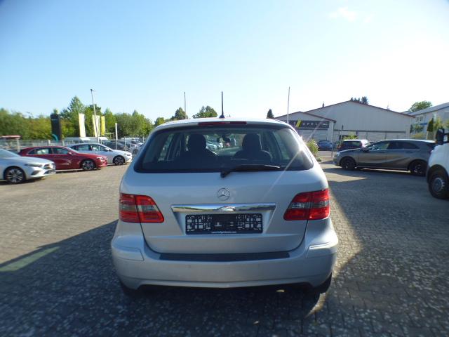 Mercedes-Benz B-Klasse B 180 CDi Automatik sehr wenig Kilometer 