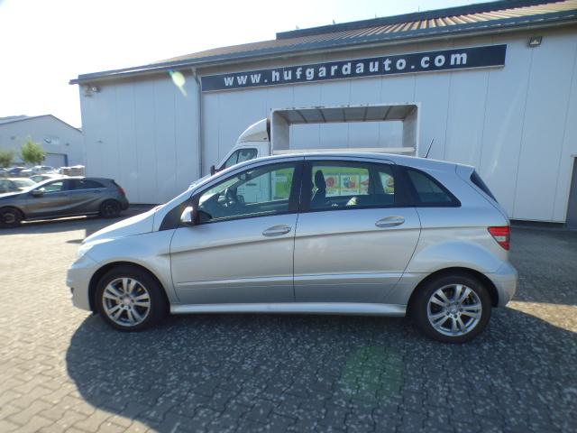 Mercedes-Benz B-Klasse B 180 CDi Automatik sehr wenig Kilometer 