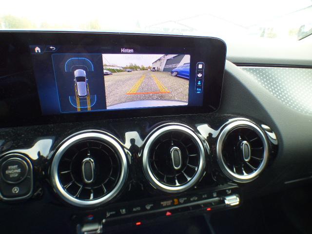 Mercedes-Benz B-Klasse B 200 Progressive Line Advanced Leder-Paket Fahrassistenz Paket Anh&auml;ngerkupplung 360 Grad Kamera Verkehrszeichen Assistent Winter Volldigitales Instrumenten Display Hybrid Antrieb mit 48-Volt Technologie Modeljahr 2026 