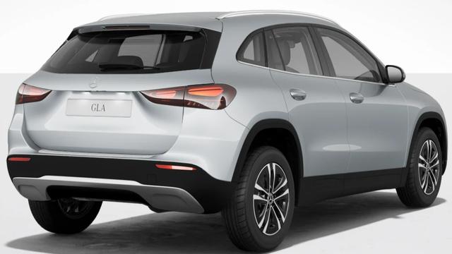 Mercedes-Benz GLA Style DELIVERY TIME 6 MONTHS / ONLY FINAL CUSTOMER EU 