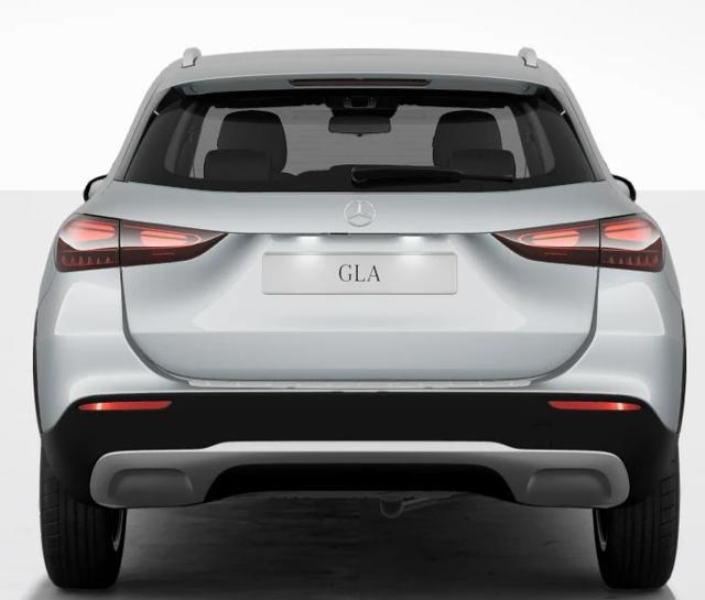 Mercedes-Benz GLA Style DELIVERY TIME 6 MONTHS / ONLY FINAL CUSTOMER EU 