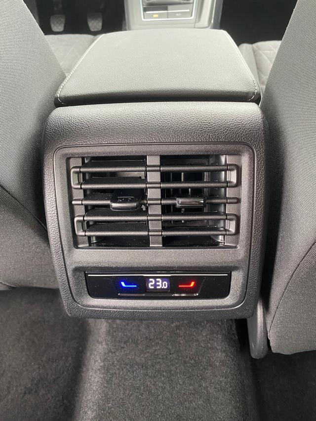 VW Golf Limited *VORBESTELLT* 159,- € monatlich* 36 Monate* Ohne Kilometerbegrenzung* 