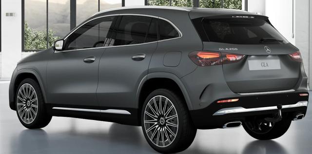 Mercedes-Benz GLA AMG Line JUNGWAGEN / KURZFRISTIG LIEFERBAR 2-3 WOCHEN 