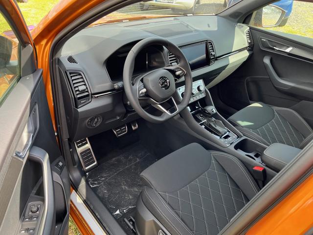 Skoda Karoq - Sportline ***LAGERND *AHK*SIDE-ASSIST*CANTON*360 GRAD KAMERA***
