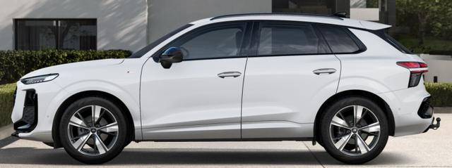 Audi Q3 Basis *VORLAUFFAHRZEUG* 407,- € monatlich* 36 Monate* Ohne Kilometerbegrenzung* 