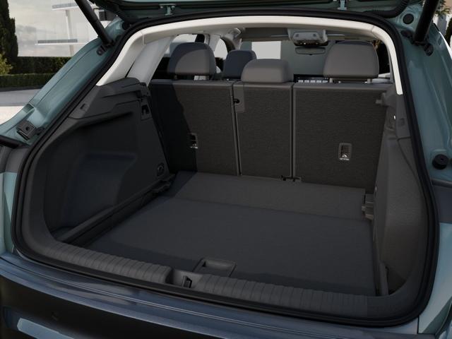 Audi Q3 Basis *BESTELLFAHRZEUG* 366,- € monatlich* 36 Monate* Ohne Kilometerbegrenzung* 