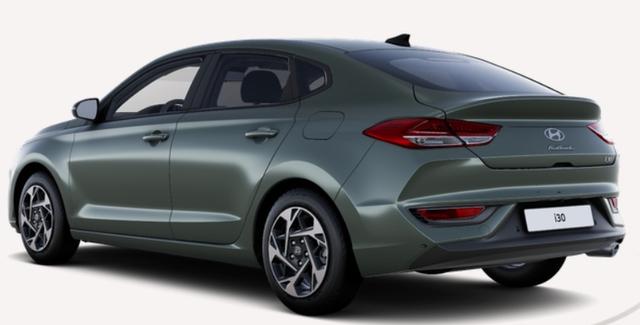 Hyundai i30 Fastback Family LAGERND KURZFRISTIG LIEFERBAR ca. 3-4 WOCHEN 