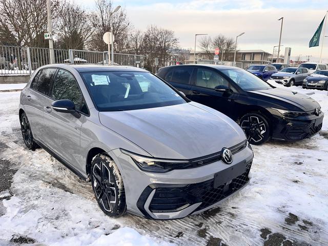 VW Golf - R-Line *LAGERFAHRZEUG* 272,- &euro; monatlich* 36 Monate* Ohne Kilometerbegrenzung*