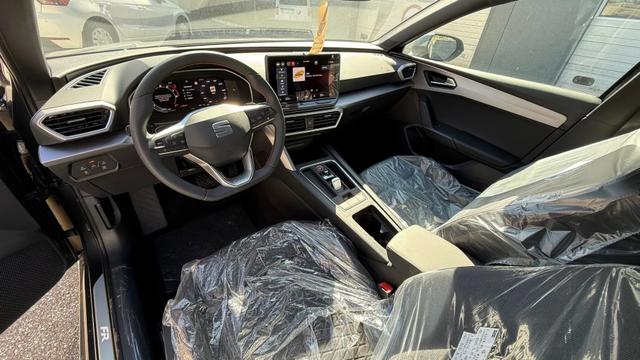 Seat Leon Sportstourer FR *LAGERND* 216,- &euro; monatlich* 48 Monate* Ohne Kilometerbegrenzung* 